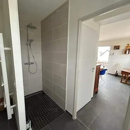 En Famille Ou Amis Avec La *