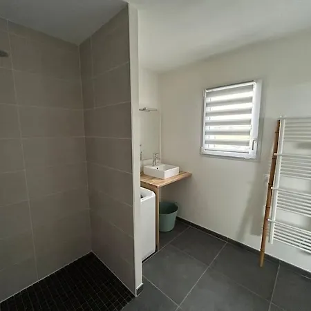 En Famille Ou Amis Avec La