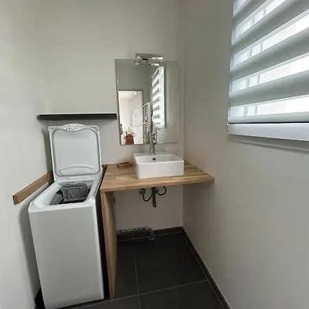 En Famille Ou Amis Avec La *